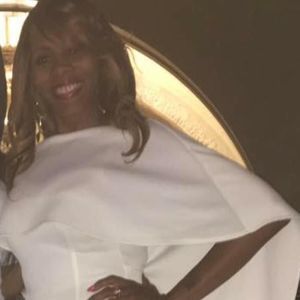 Meet your Posher, Laveania